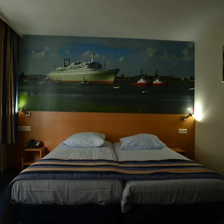 Hotel Maritime