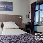 Hotel Maritime