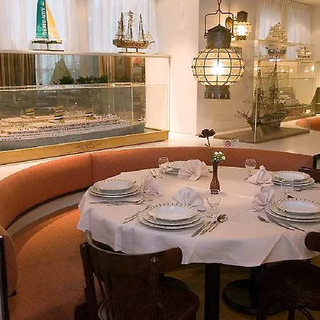 Maritime Hotel
